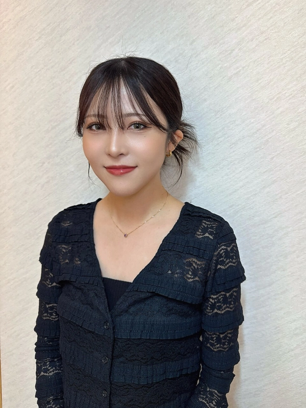 AYAKA 